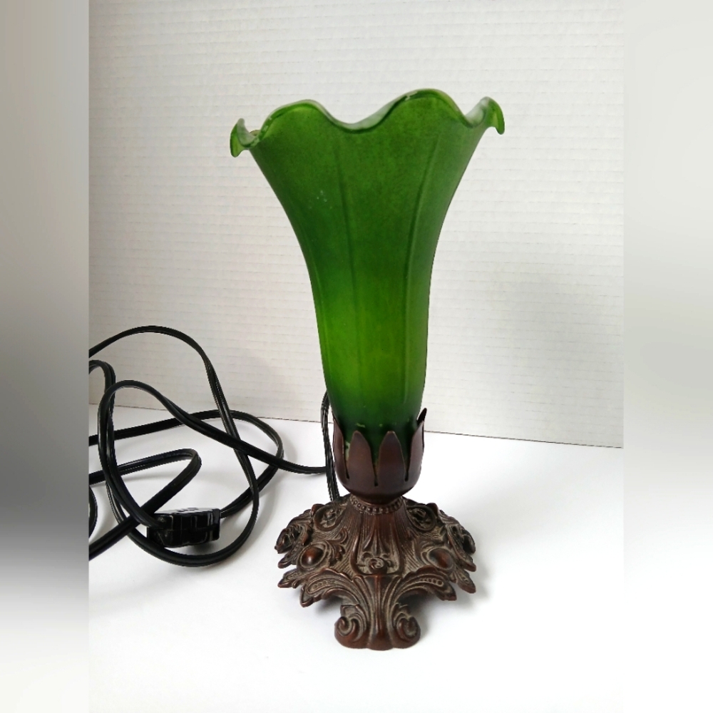 Vintage Glass Green Tulip Lily Night Table Lamp Spring Gift For Her Mothers Day